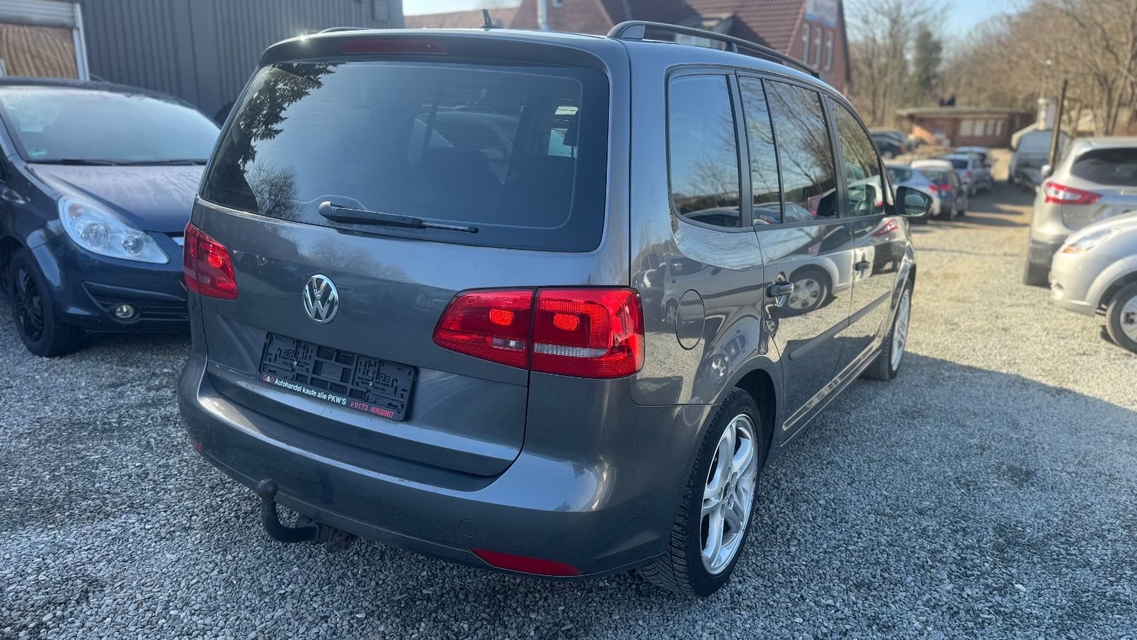 Volkswagen Touran – Bild 8