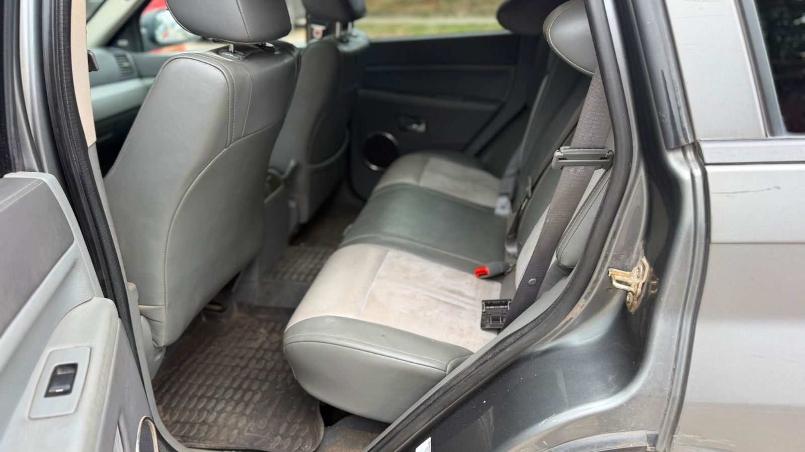 Jeep Grand Cherokee – Foto 12
