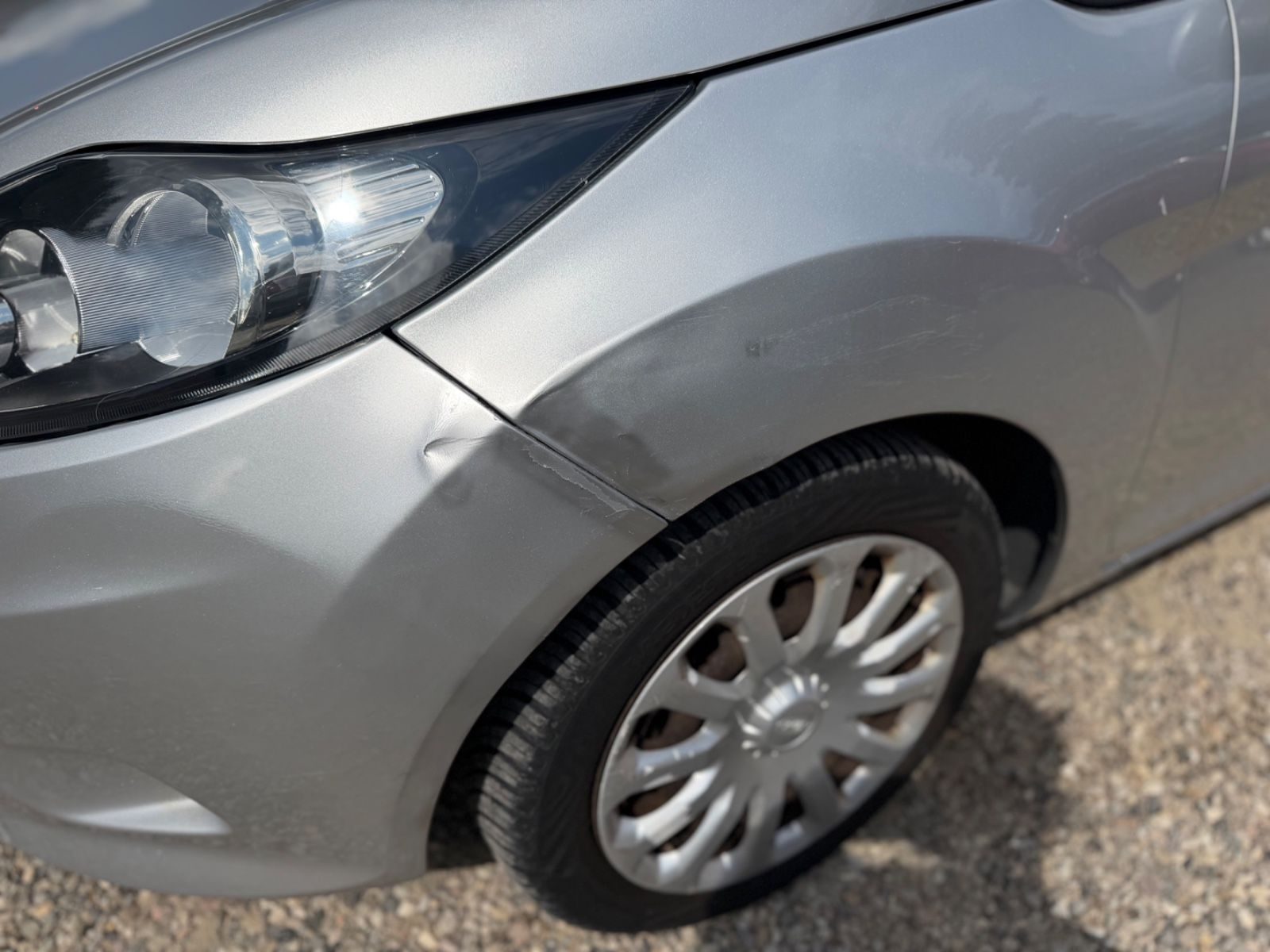 Ford Fiesta – Foto 12