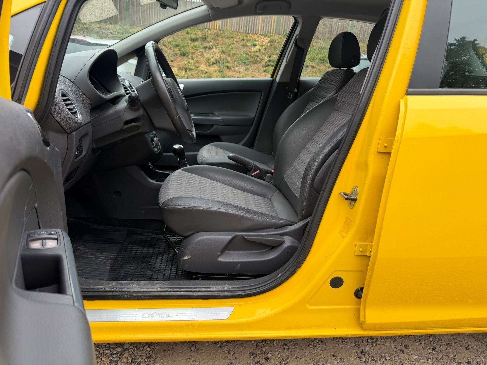 Opel Corsa – Foto 10