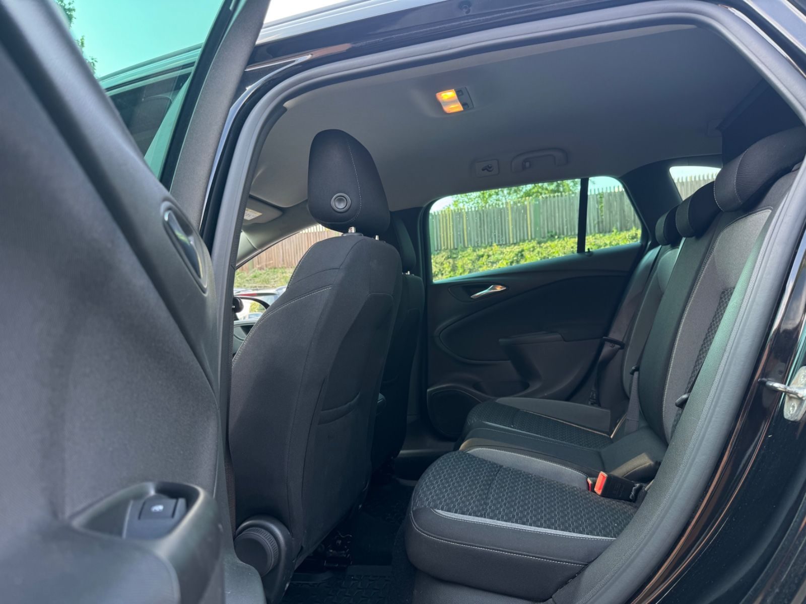 Opel Astra – Foto 16