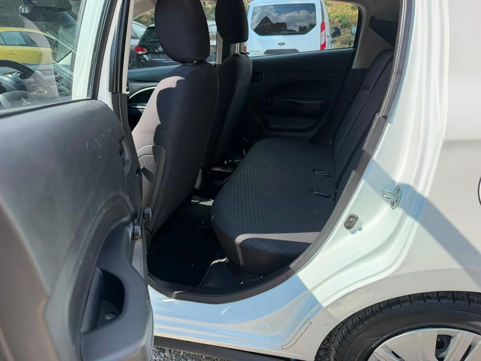 Mitsubishi Space Star – Foto 17