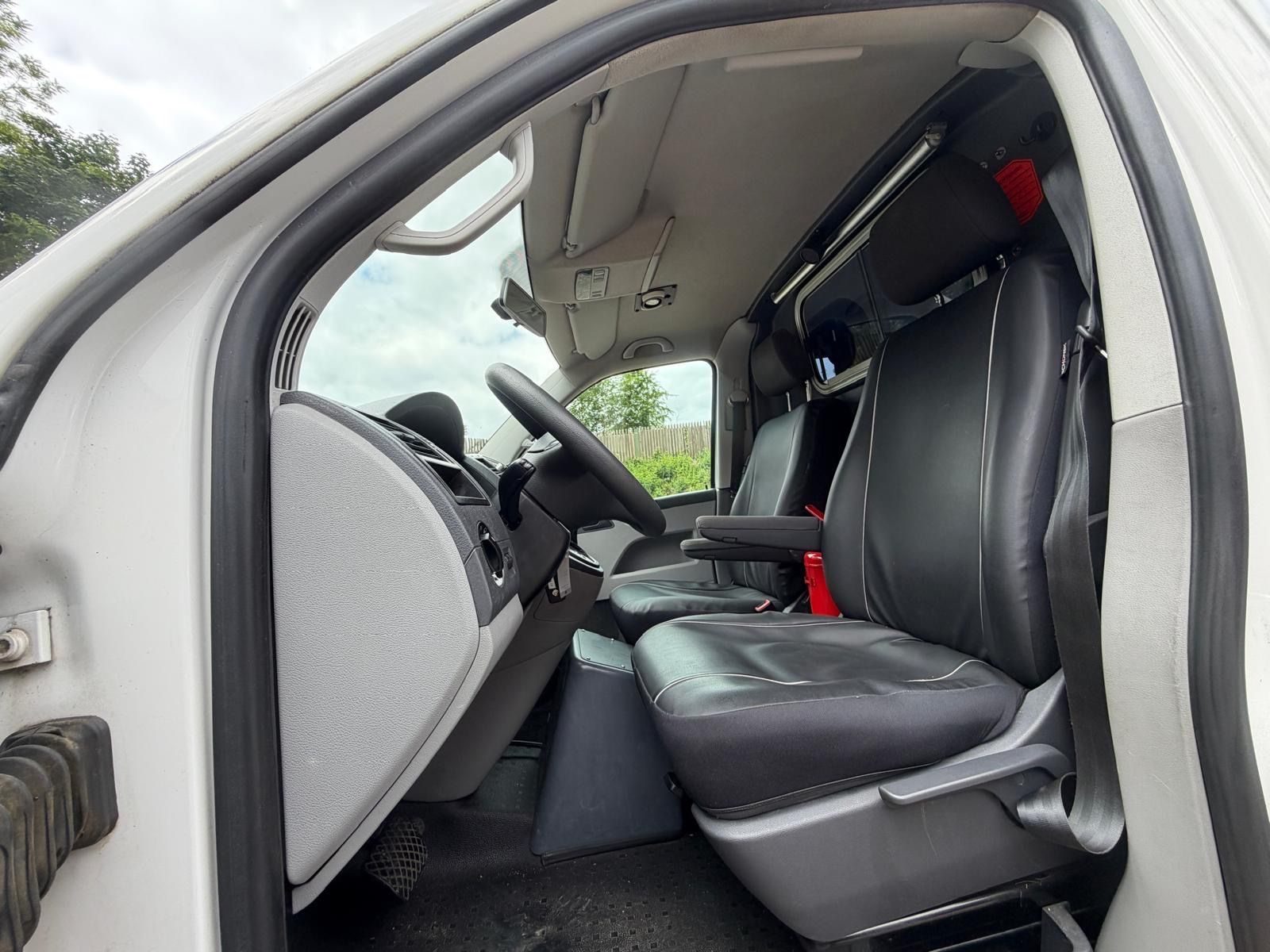 Volkswagen T5 Transporter – Bild 14