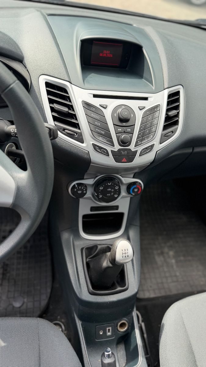 Ford Fiesta – Foto 13