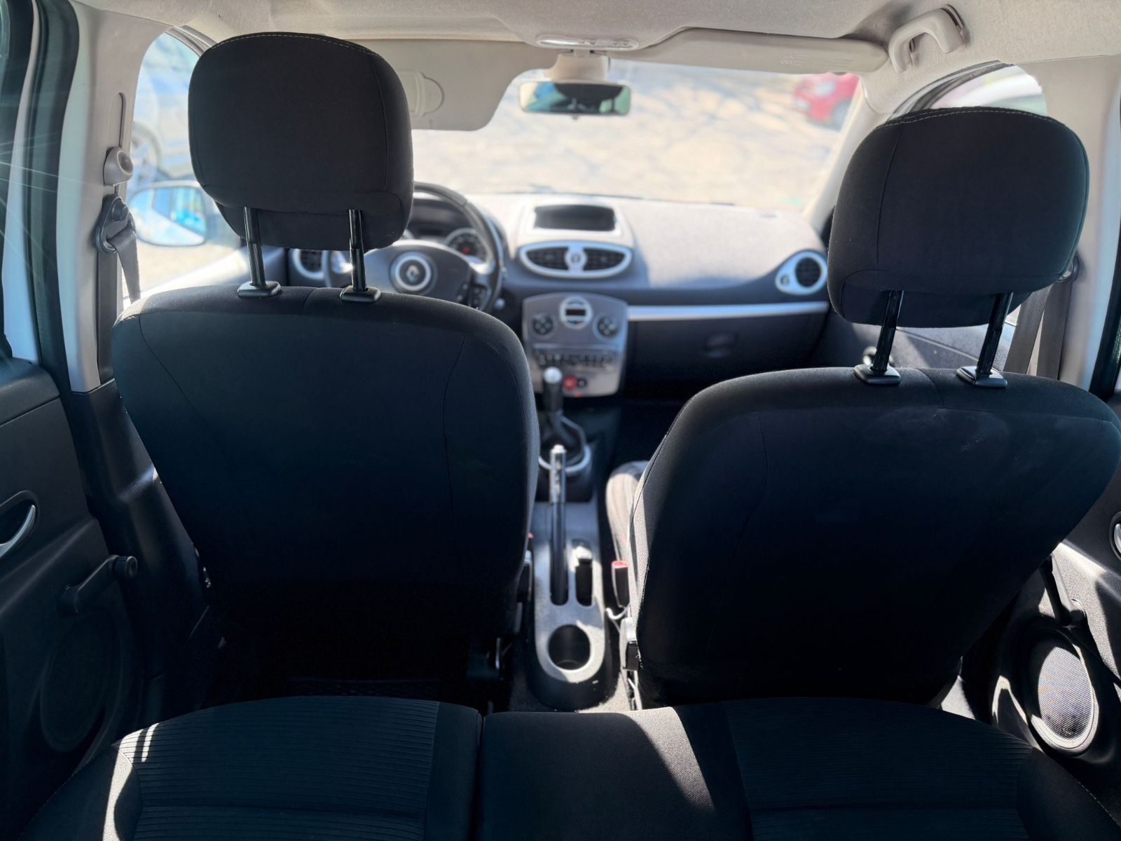 Renault Clio – Foto 15