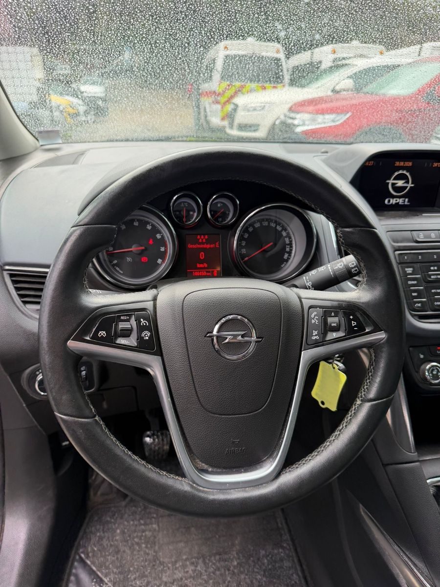 Opel Zafira – Foto 15