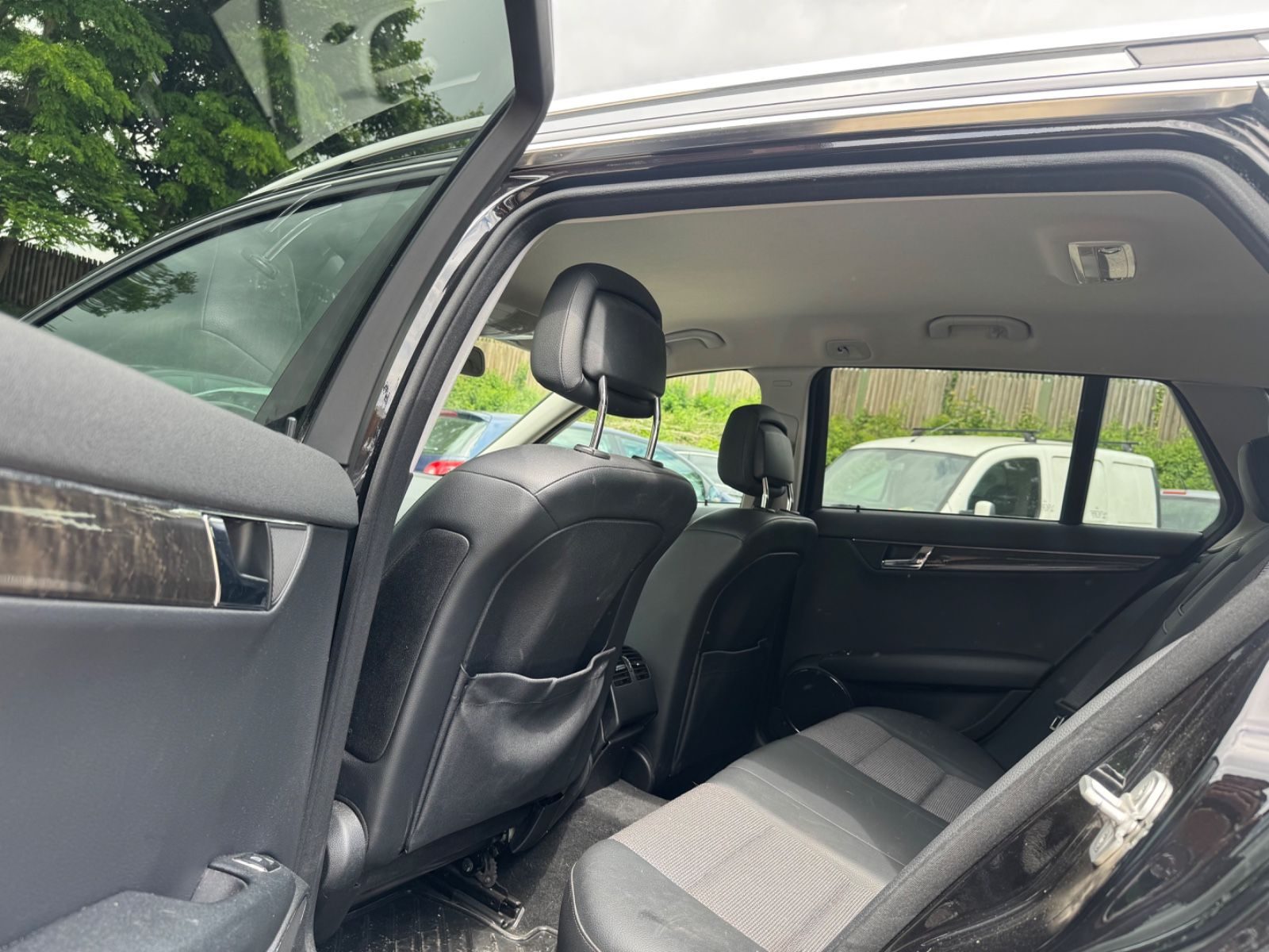 Mercedes-Benz C 220 – Bild 19