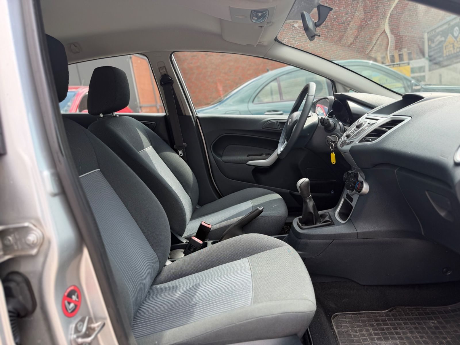 Ford Fiesta – Foto 9