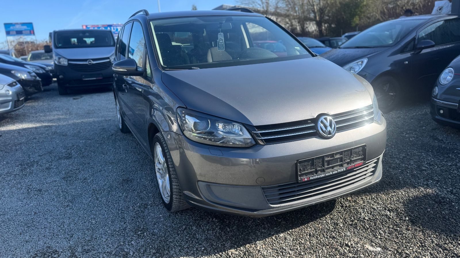 Volkswagen Touran – Bild 1