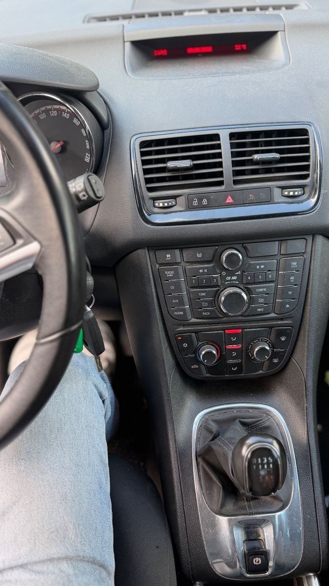 Opel Meriva – Foto 25