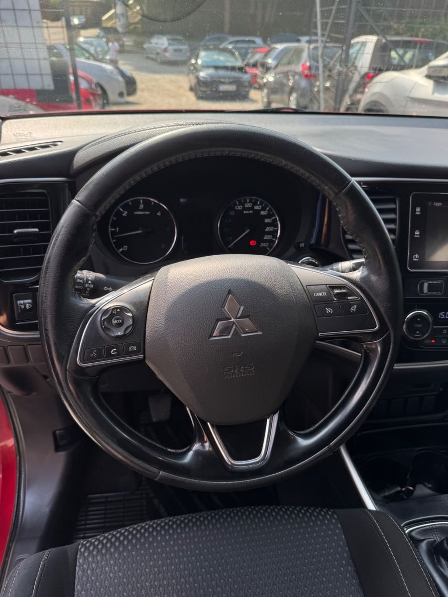 Mitsubishi Outlander – Foto 12