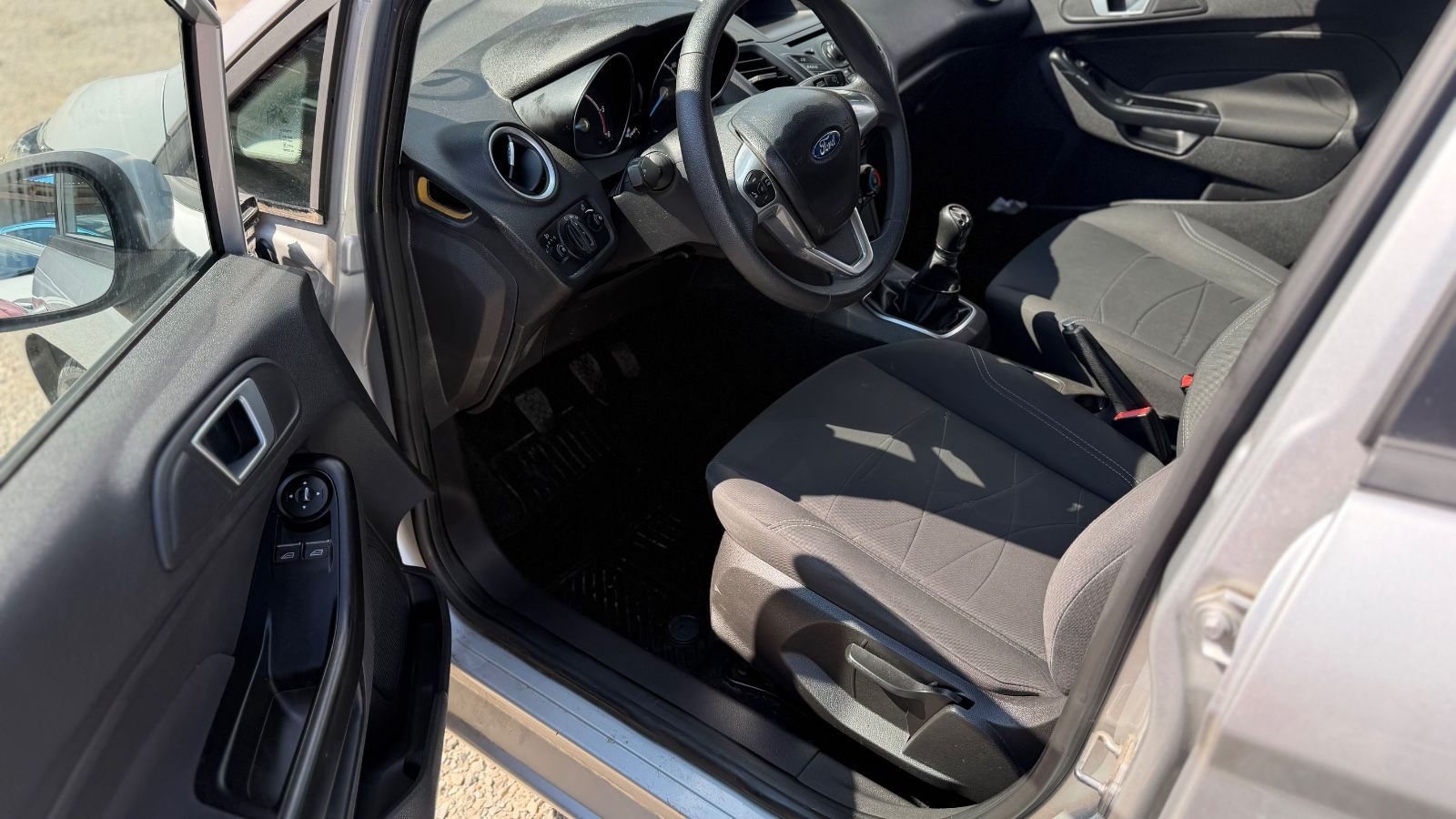 Ford Fiesta – Foto 13